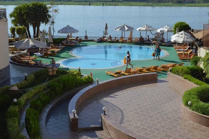 Lotus resort 3